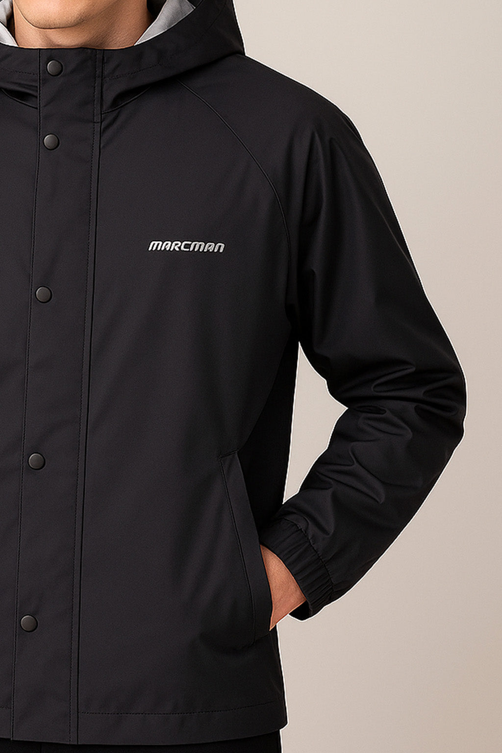 BLACK TECHNICAL JACKET