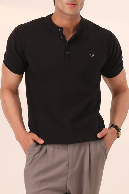 BLACK MESH KNITTED HENLEY
