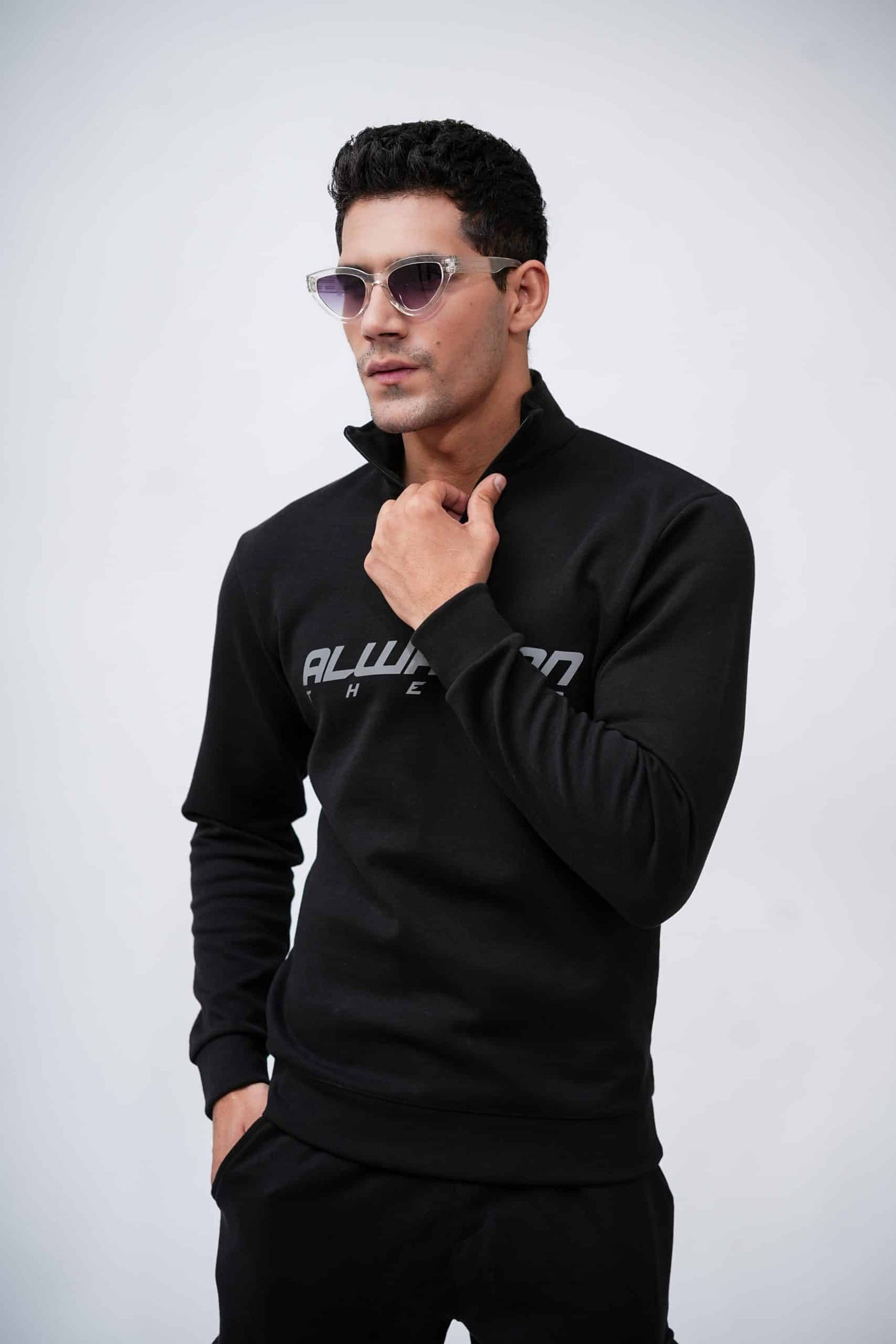 BLACK GRAPHIC MOCK-NECK SWEATSHIRT