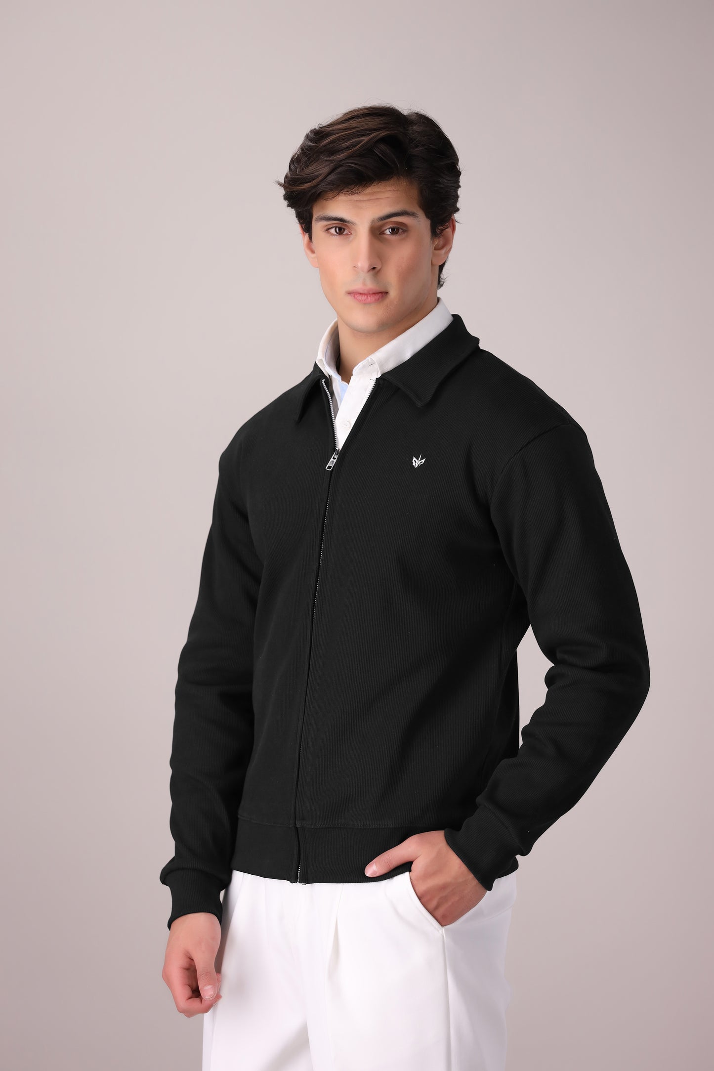 BLACK RIB KNITTED FULL ZIPPER